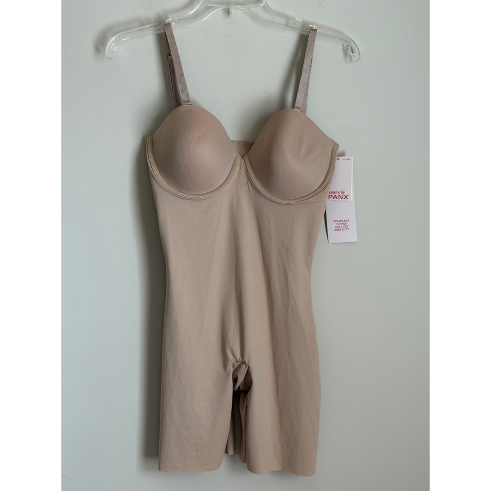 NWT Assets by SPANX Shaping Bodysuit Womens Large Nude Strapless Cupped 10216R